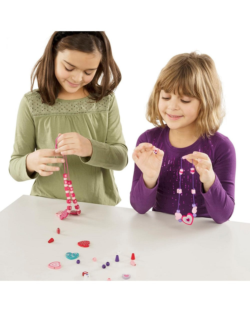 Melissa & Doug Sweet Hearts Bead Set, DIY Jewelry Kit, Creative Beading Activity, Fun Craft for Kids, Art Supplies