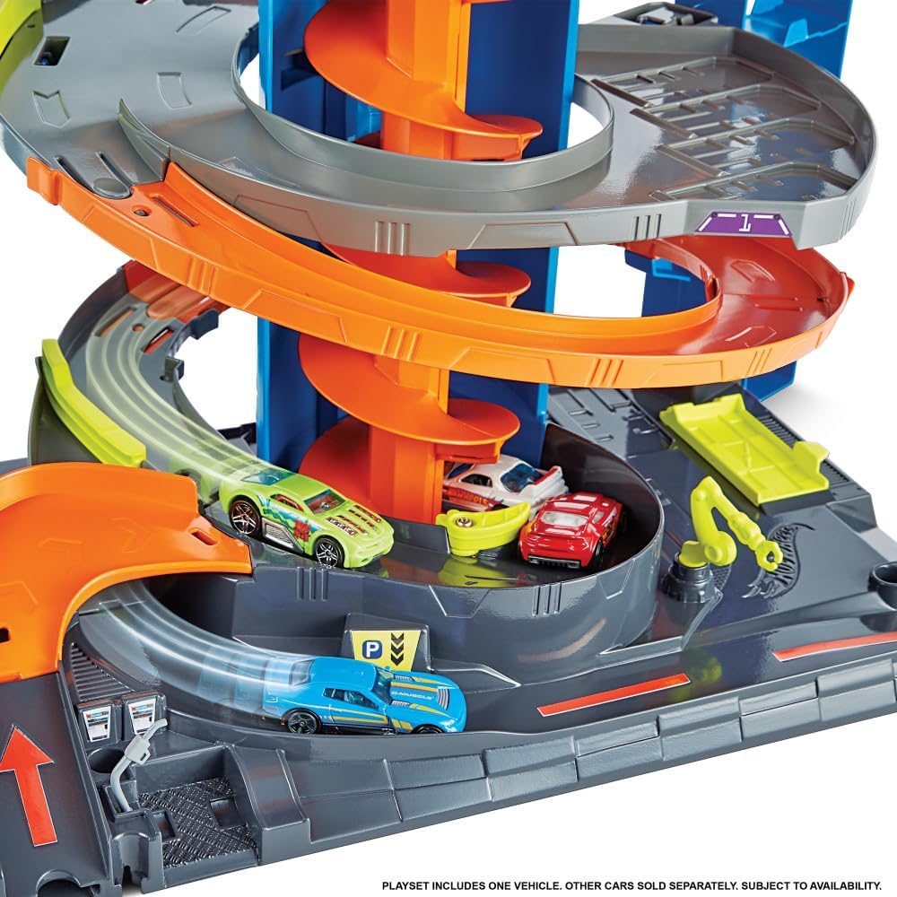 Hot Wheels City Mega Garage Playset with 1 Vehicle for Kids 4 Years & Older