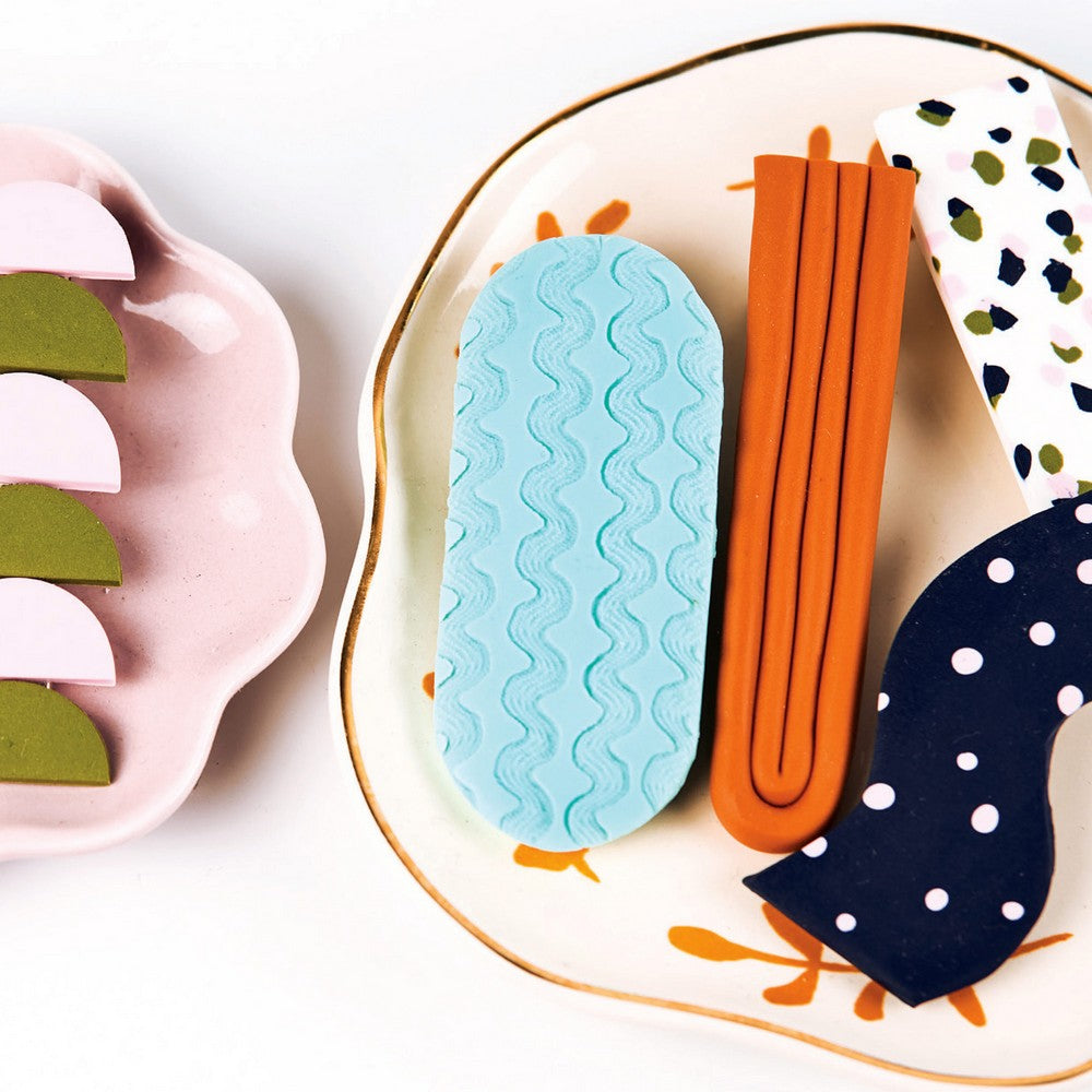 Hinkler Craft Maker Deluxe Perfect Polymer Kit – DIY Polymer Clay Set, Includes Molds, Tools, and Instructions for Creating Jewelry