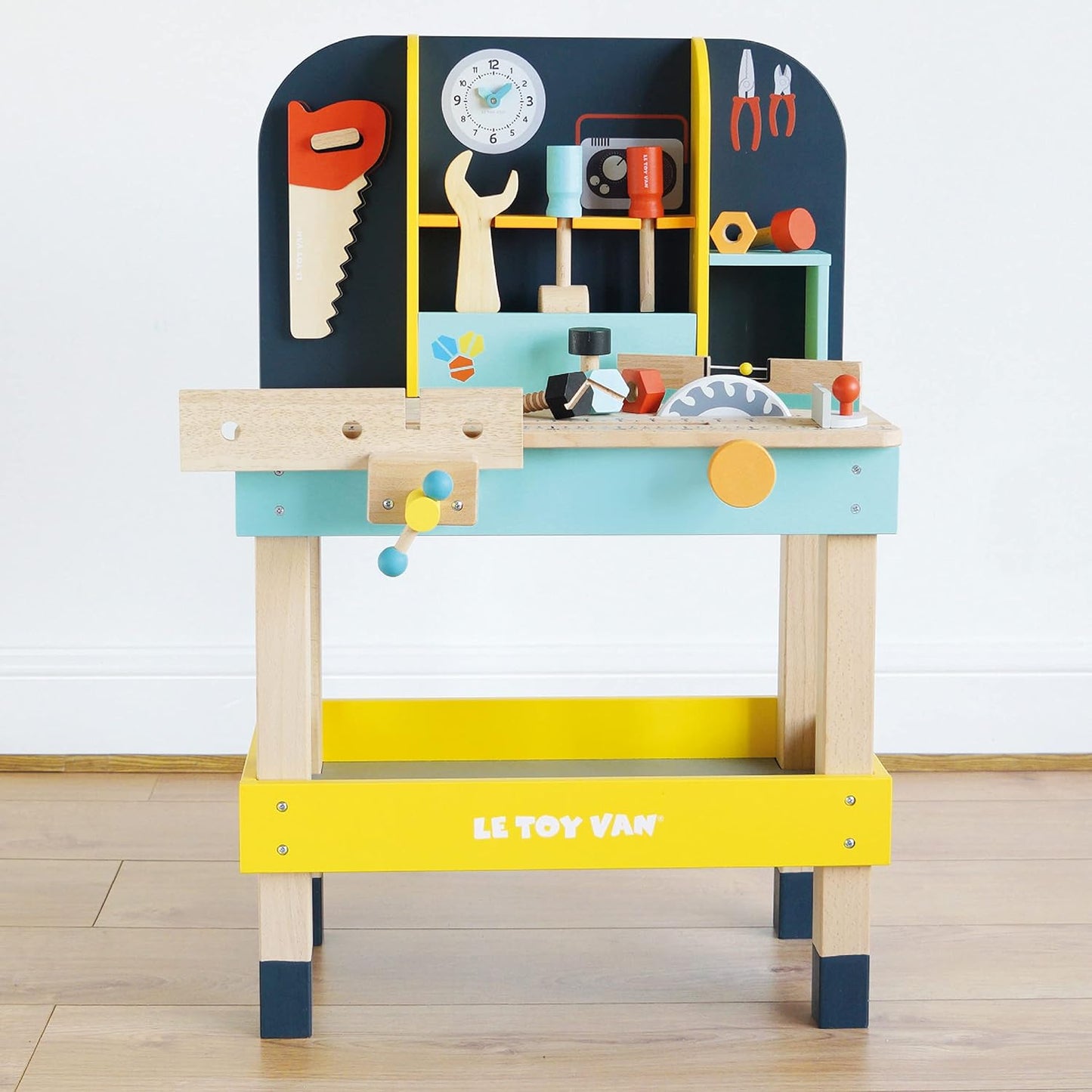 Le Toy Van - Cars & Construction Alex's Wooden Work Bench | Educational Construction Set for Role Play | Pretend Play Wooden Tools - Suitable for 3 Year Olds+