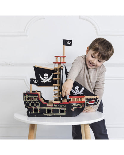 Le Toy Van Barborossa Pirate Ship